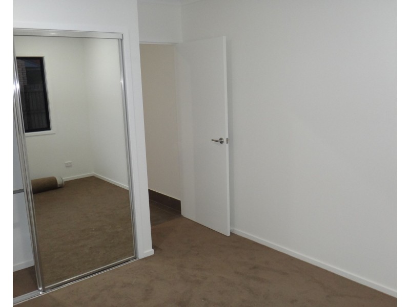 2/11 Waterbird Street, Maroochydore QLD 4558