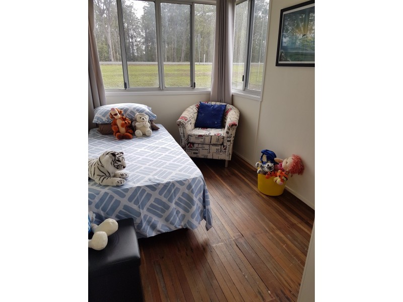 64 Old Veteran Road, Veteran QLD 4570