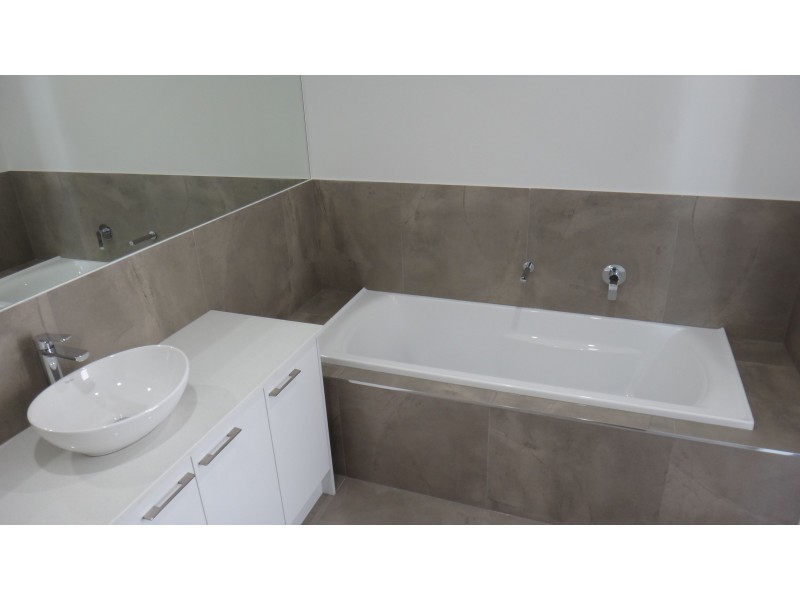 129 Sunshine Cove Way, Maroochydore QLD 4558