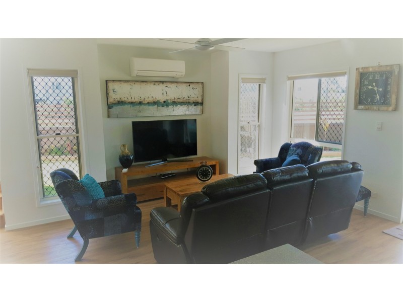 54 Viridian Circuit, Birtinya QLD 4575