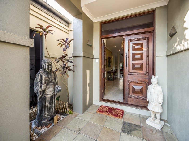 34 Kawanna St, Mudjimba QLD 4564