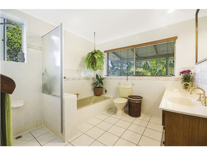 8 Seaview Court, Maroochydore QLD 4558