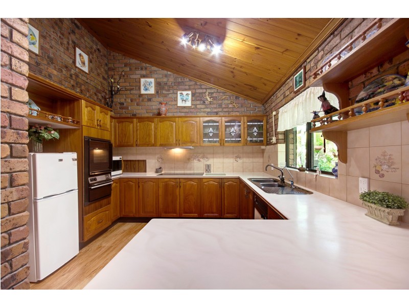 17 Karnu Drive, Ninderry QLD 4561
