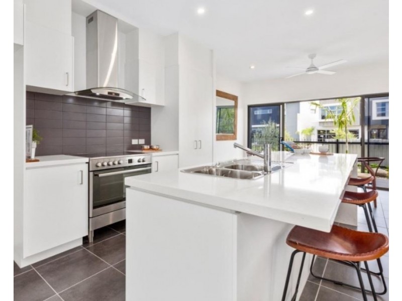 Birtinya QLD 4575