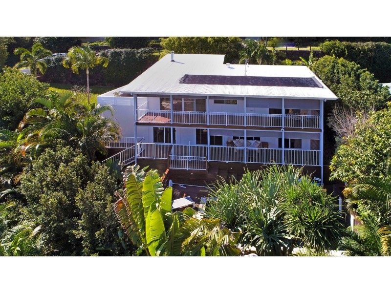 4 Horizons Drive, Coolum Beach QLD 4573