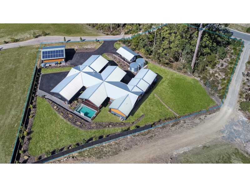 3 Grass Tree Lane, Palmview QLD 4553