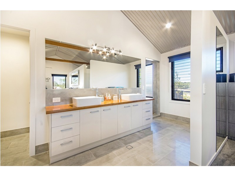 3 Grass Tree Lane, Palmview QLD 4553