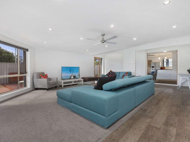 1 Maydena Street, Warana QLD 4575