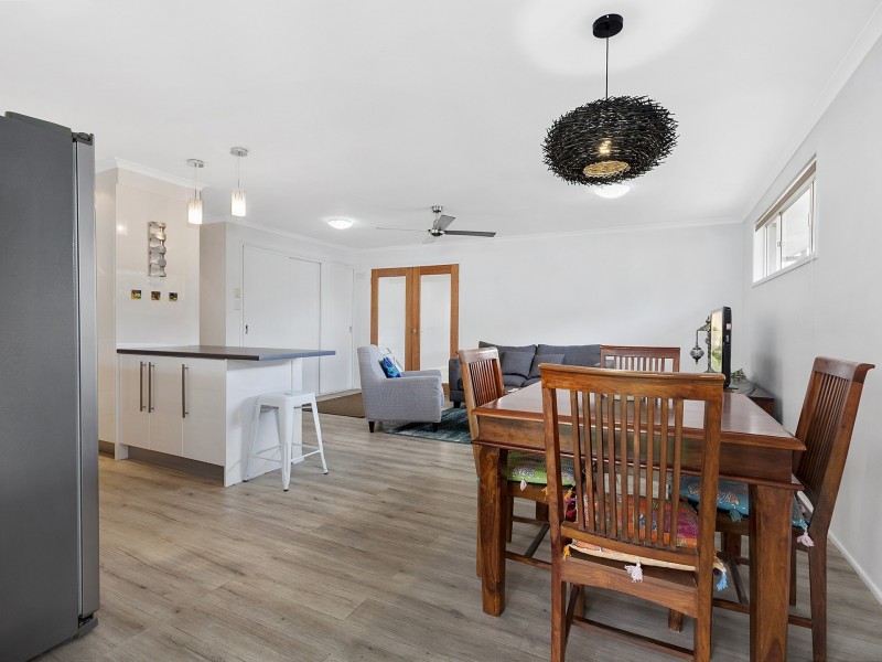 1 Maydena Street, Warana QLD 4575