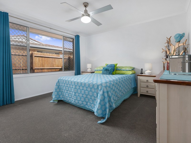 1 Maydena Street, Warana QLD 4575