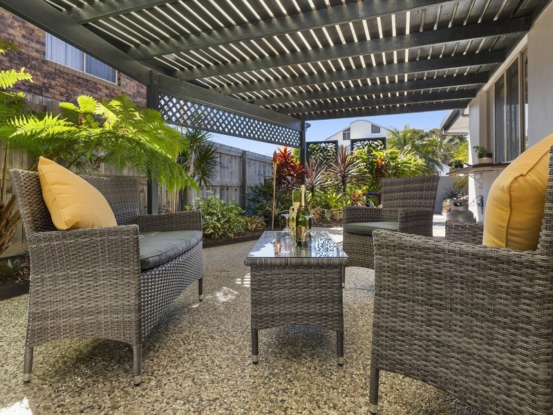 142 Oceanic Drive, Warana QLD 4575