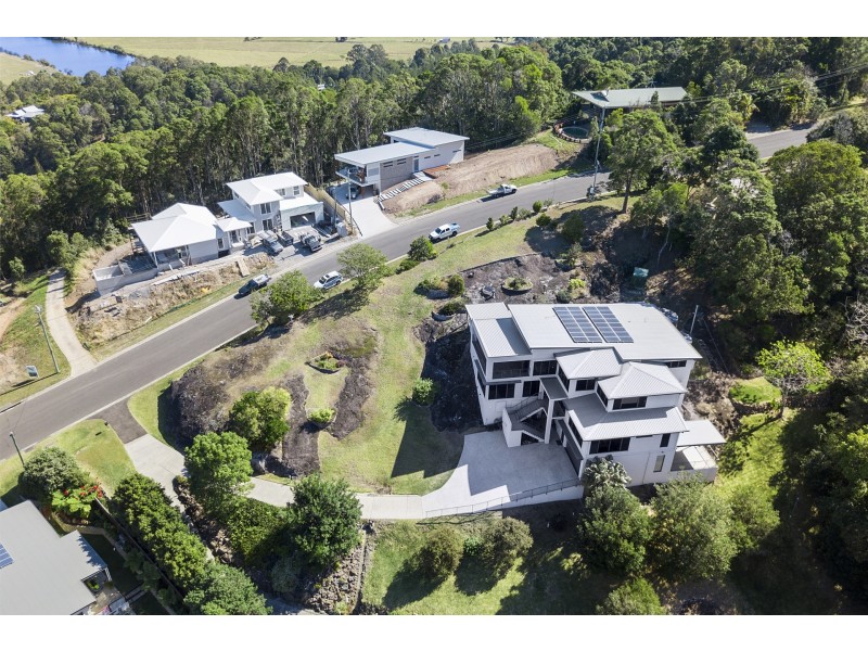 55 Ocean Vista Drive, Maroochy River QLD 4561