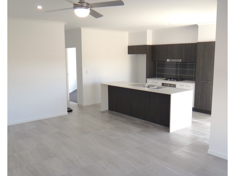 5 Vitality Place, Birtinya QLD 4575