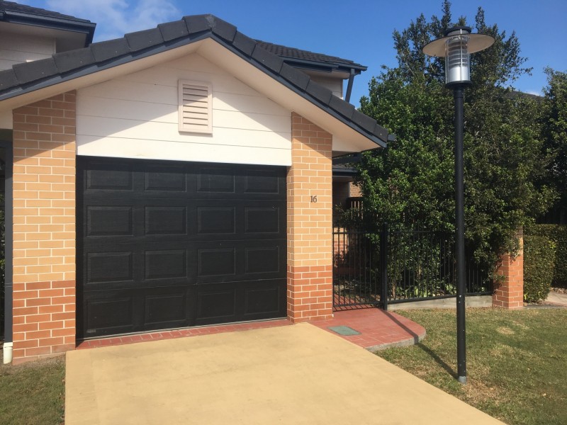 16/2 Springhill Drive, Sippy Downs QLD 4556
