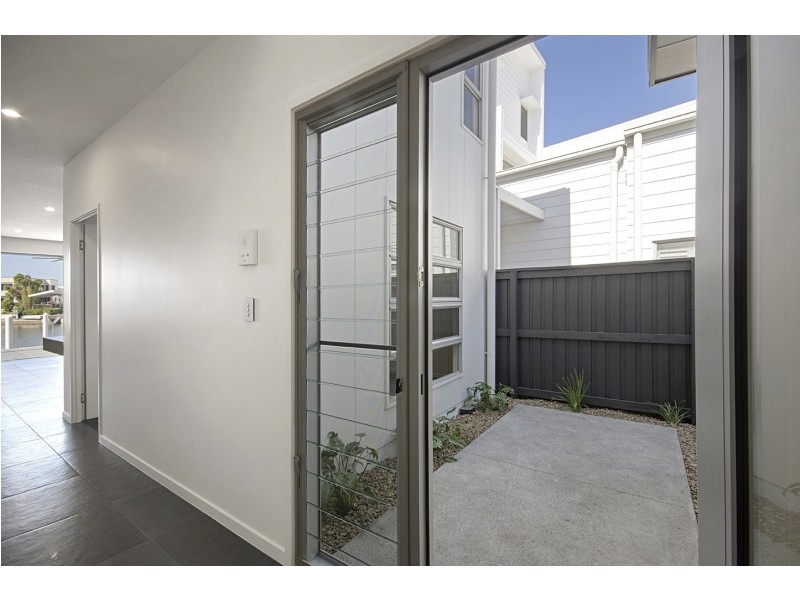 8/36 Pelican Waters Blvd, Pelican Waters QLD 4551