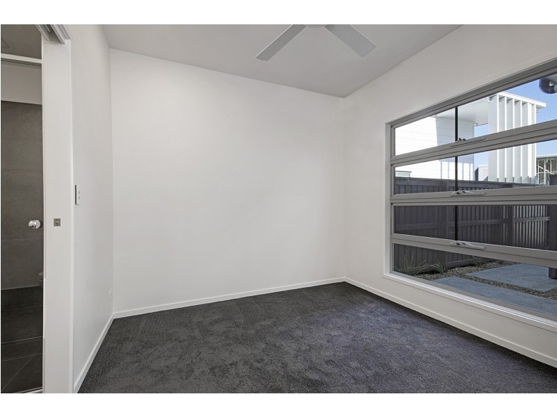 8/36 Pelican Waters Blvd, Pelican Waters QLD 4551