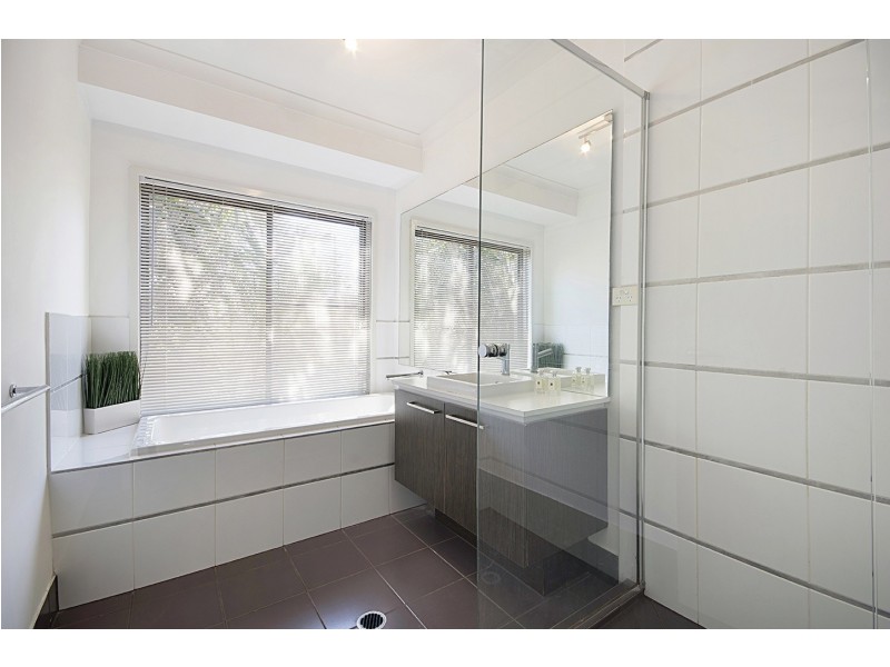 8 Glen Abby Avenue, Peregian Springs QLD 4573