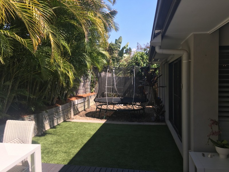 8 Glen Abby Avenue, Peregian Springs QLD 4573