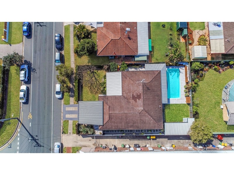 24 Minkara Street, Warana QLD 4575