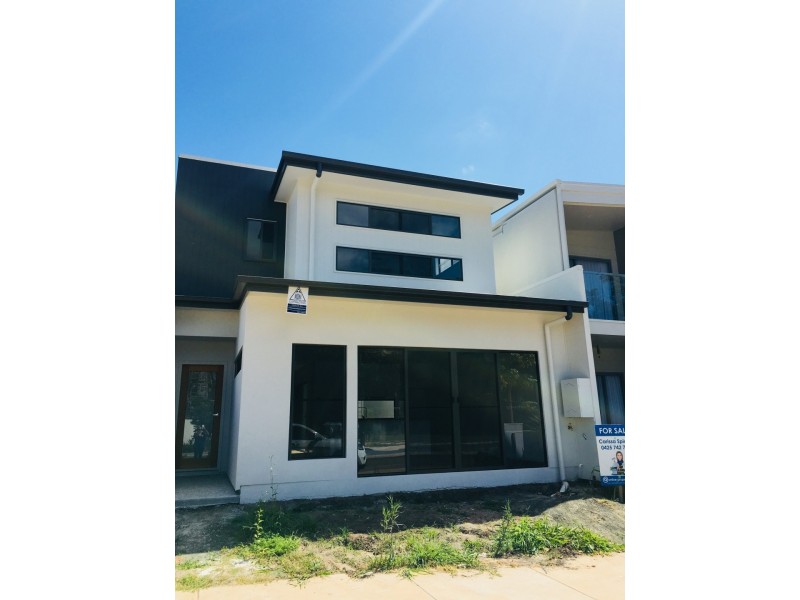 120 Sunshine Cove Way, Maroochydore QLD 4558