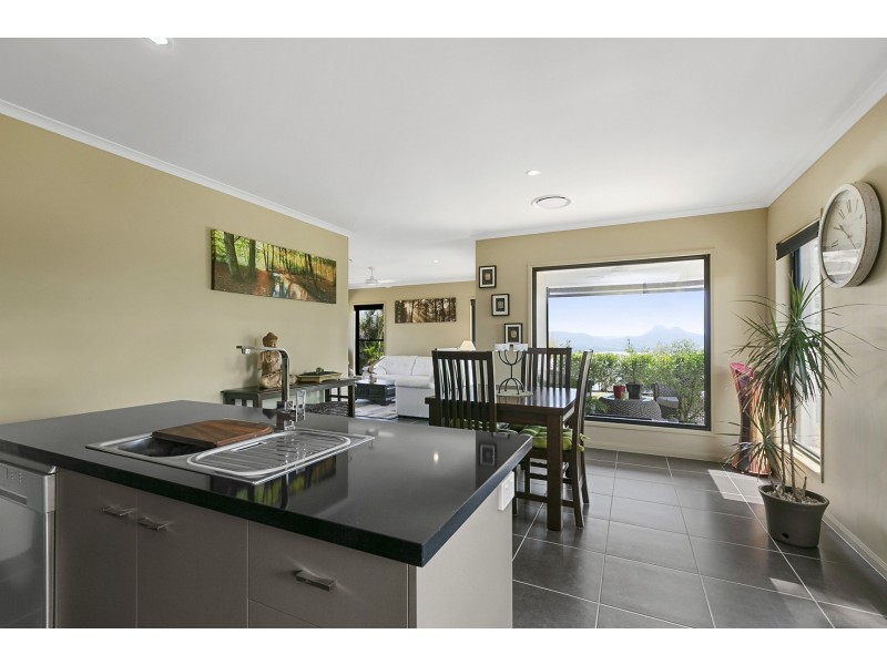 53 Honeydew Place, Ninderry QLD 4561