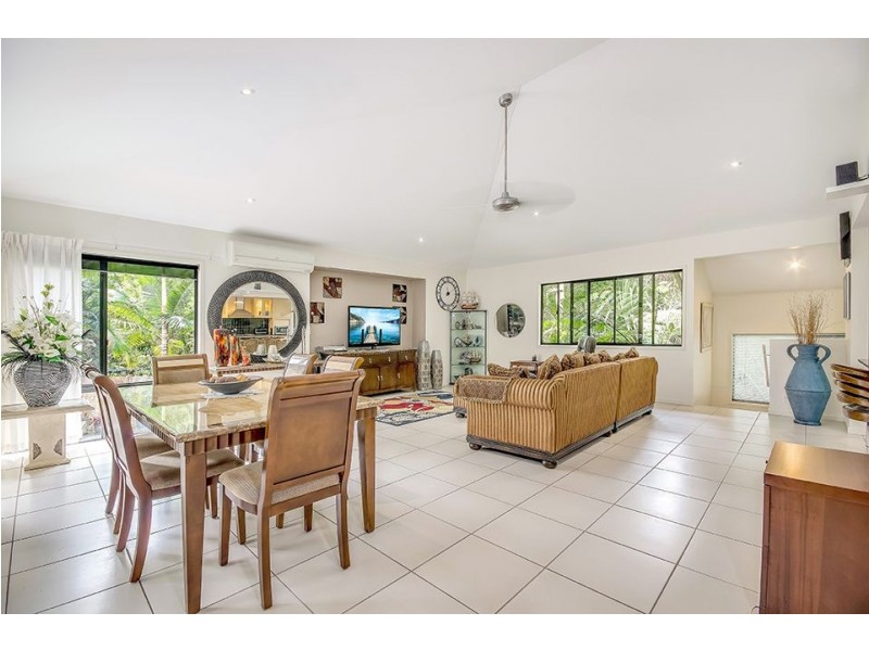 21 Princess Crescent, Nambour QLD 4560