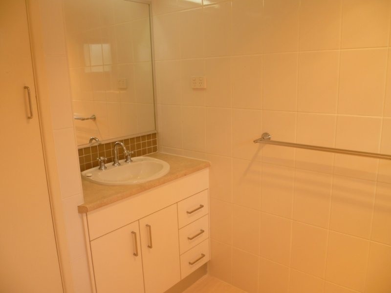 2/9 Gibson Street, Buderim QLD 4556