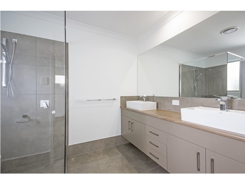 120 Sunshine Cove Way, Maroochydore QLD 4558