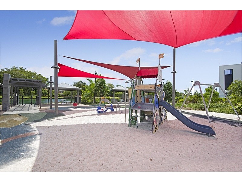 120 Sunshine Cove Way, Maroochydore QLD 4558