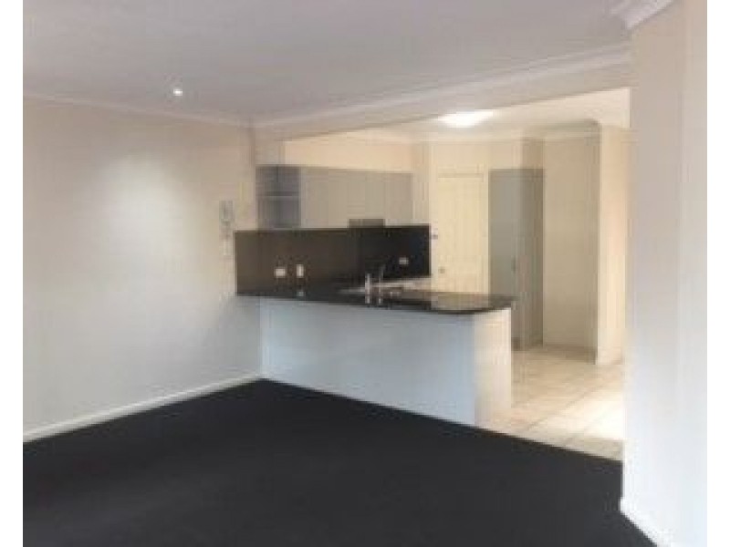 16/2 Springhill Drive, Sippy Downs QLD 4556