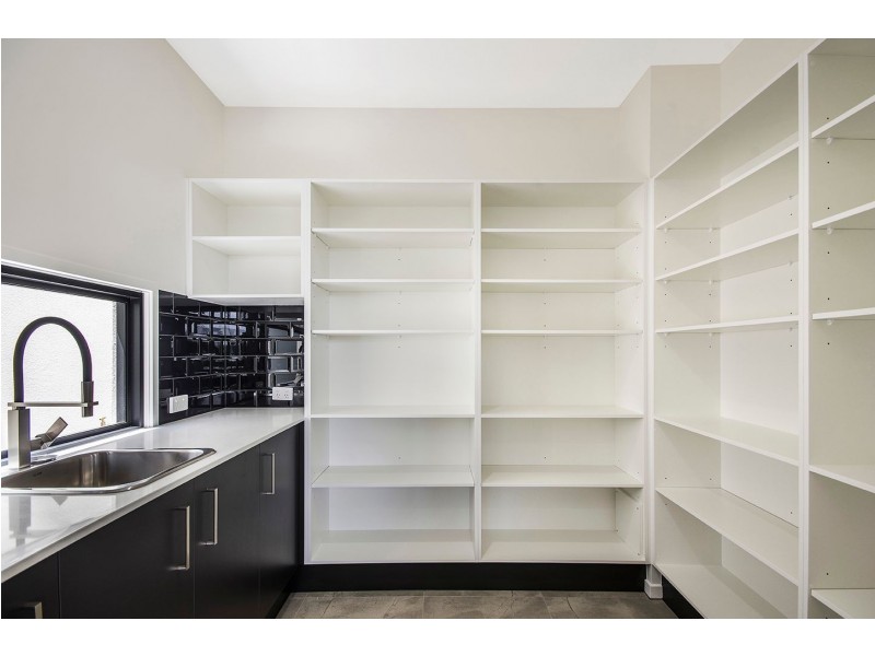 13 Round Bush Crescent, Maroochydore QLD 4558