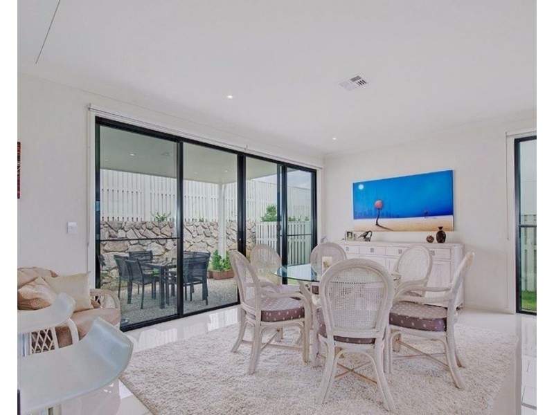 14 Bunya Grove, Peregian Springs QLD 4573