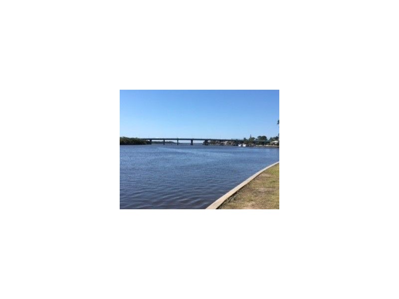 301/313 Bradman Ave, Maroochydore QLD 4558