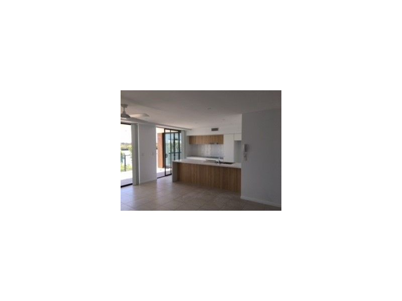 301/313 Bradman Ave, Maroochydore QLD 4558