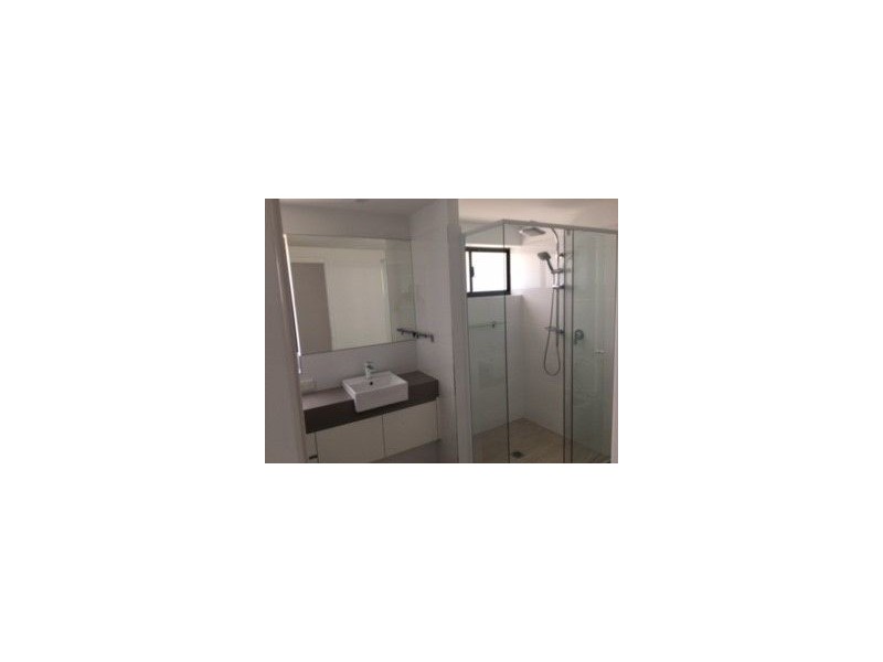 301/313 Bradman Ave, Maroochydore QLD 4558