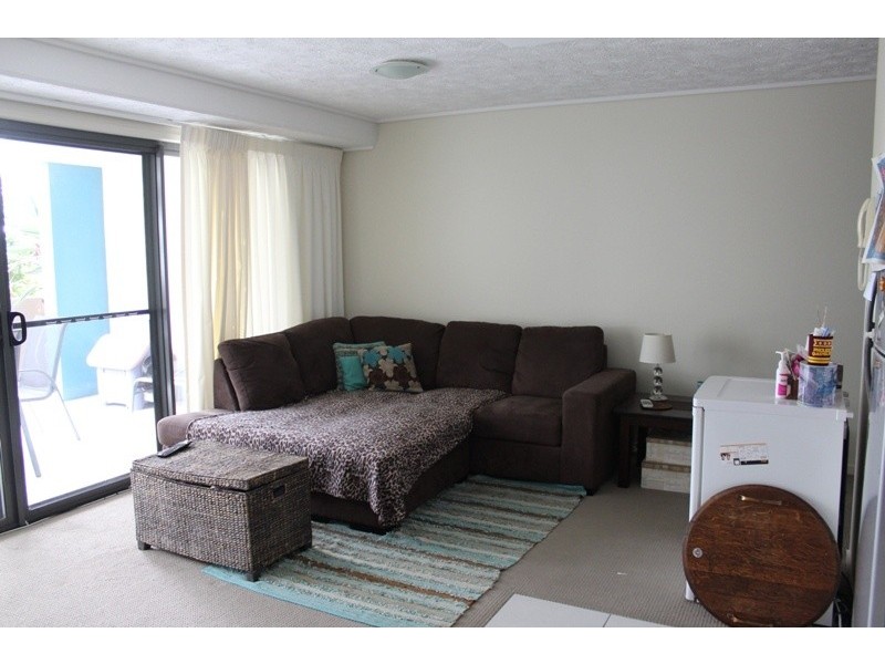 3/4 Grand Parade, Parrearra QLD 4575