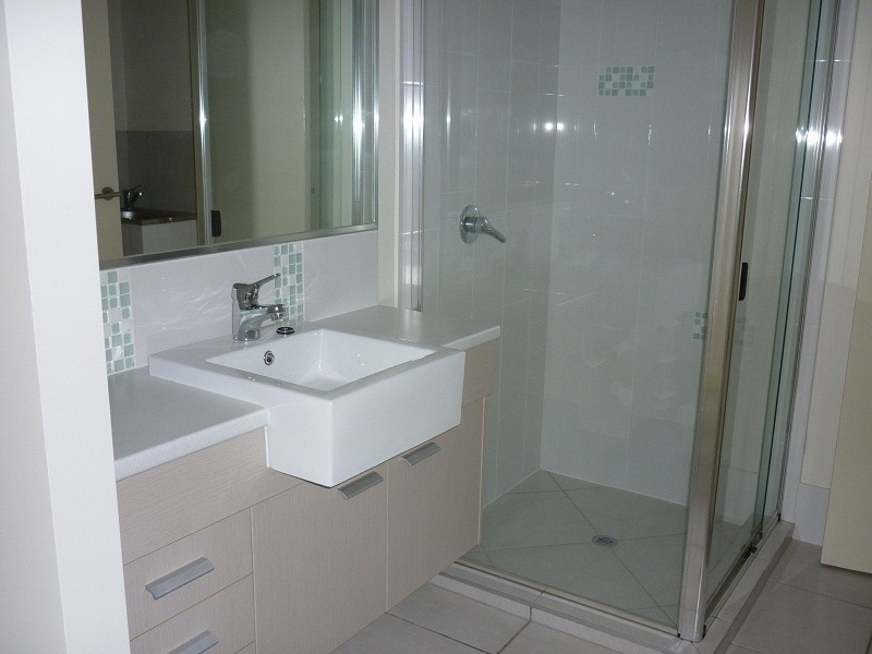 25/4 Grand Parade, Parrearra QLD 4575