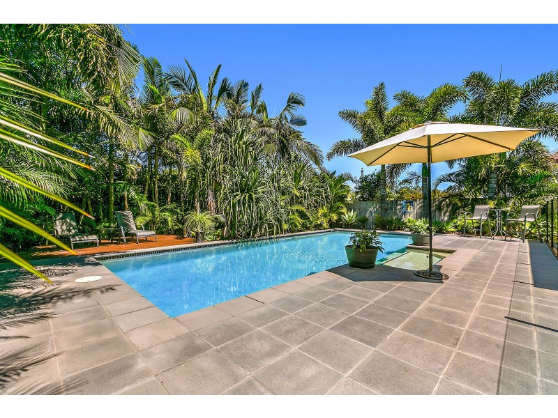 3 Thomson Place, Peregian Springs QLD 4573