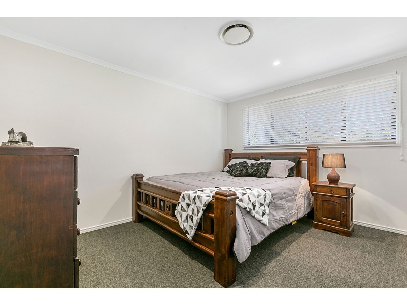 3 Thomson Place, Peregian Springs QLD 4573