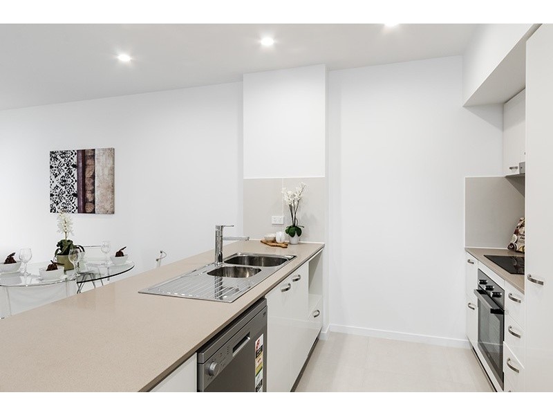 2212/132 Osborne Road, Mitchelton QLD 4053