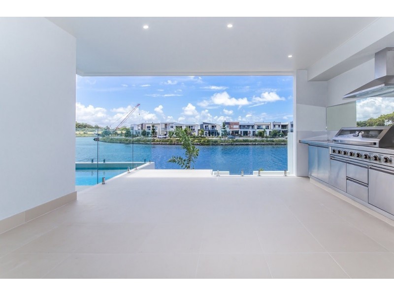 14 Mackenzie Drive, Maroochydore QLD 4558