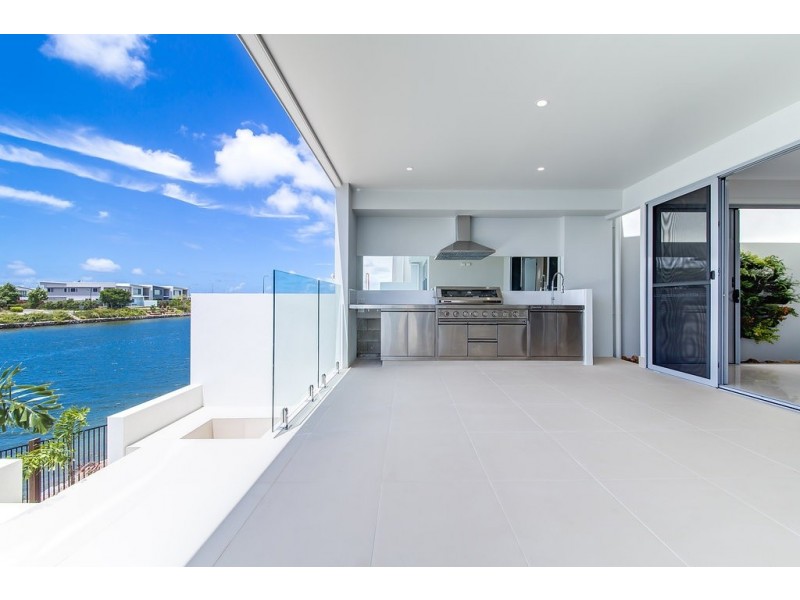 14 Mackenzie Drive, Maroochydore QLD 4558