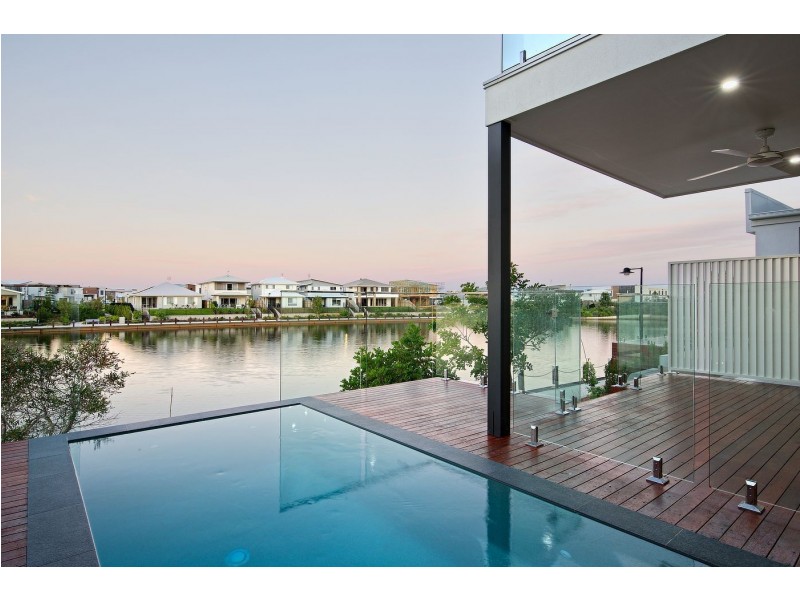 52 Reflection Crescent, Birtinya QLD 4575