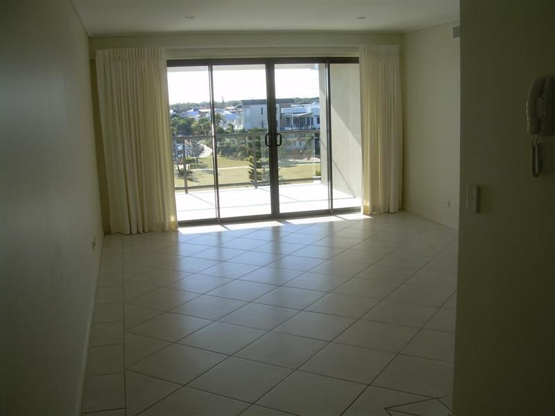 59/4 Grand Parade, Kawana Island QLD 4575