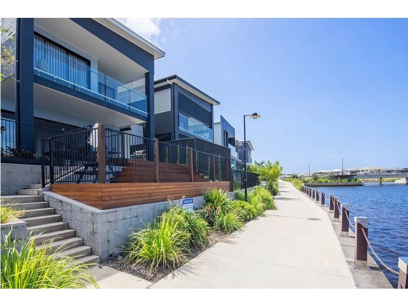24 Reflection Crescent, Birtinya QLD 4575