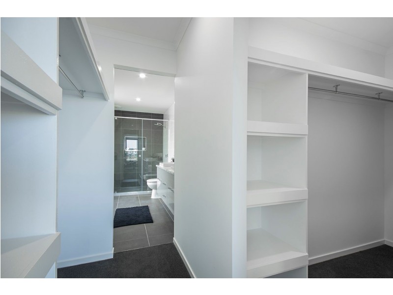 24 Reflection Crescent, Birtinya QLD 4575