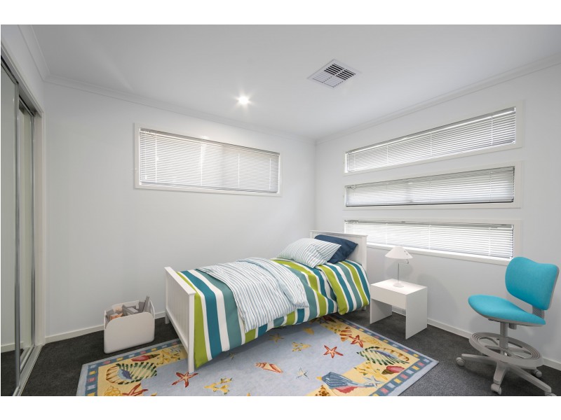 24 Reflection Crescent, Birtinya QLD 4575