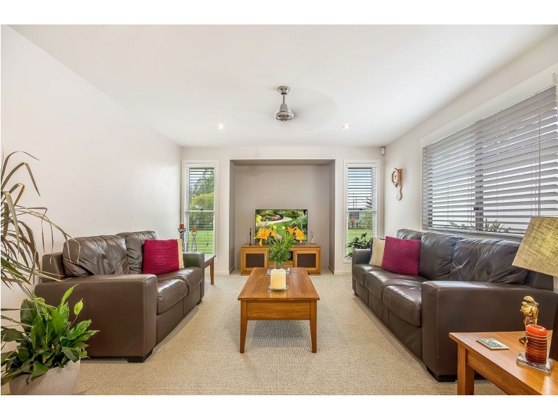 4 Exford Court, Cooroibah QLD 4565