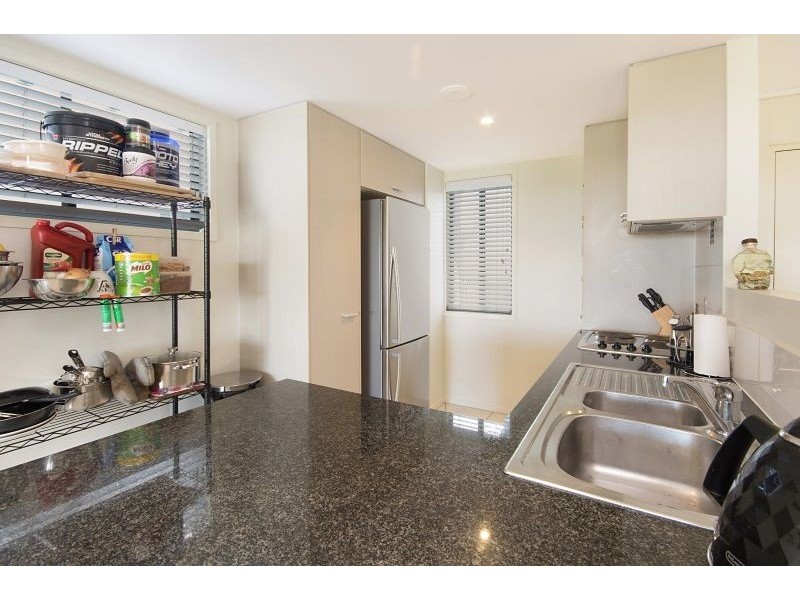 57/4 Grand Parade, Parrearra QLD 4575