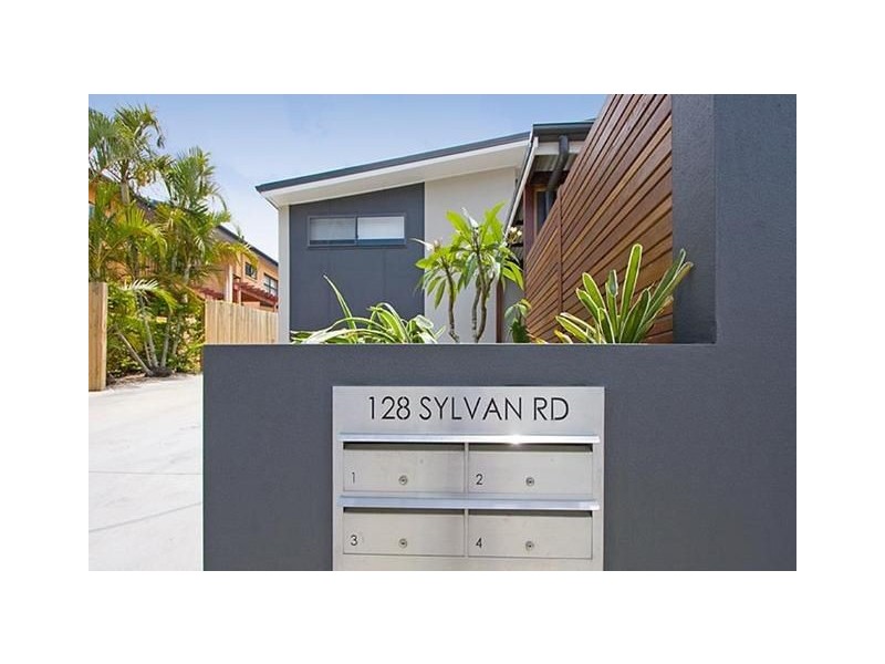 2/128 Sylvan Road, Toowong QLD 4066